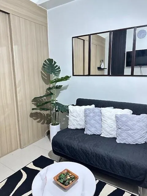 Wander & Chill Staycation Manila 0*,